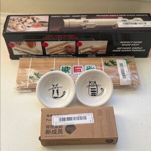 Sushi Making Kit with Cat Design Soy Dish with Travel Utensils